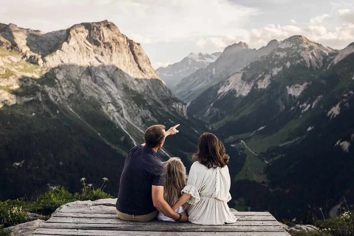 séance photo famille en montagne pralognan la vanoise